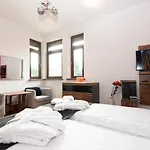 Villa Charming Place - Krakow Jacuzzi Gdów