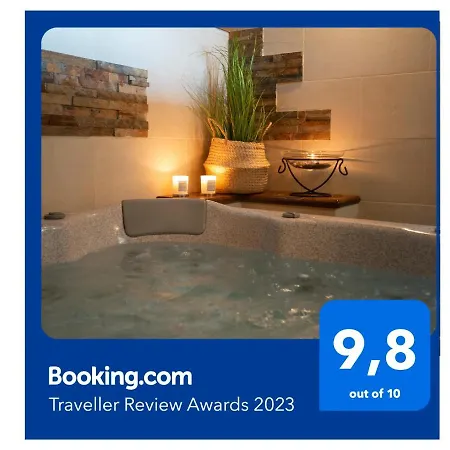 Charming Place - Krakow Jacuzzi וילה *